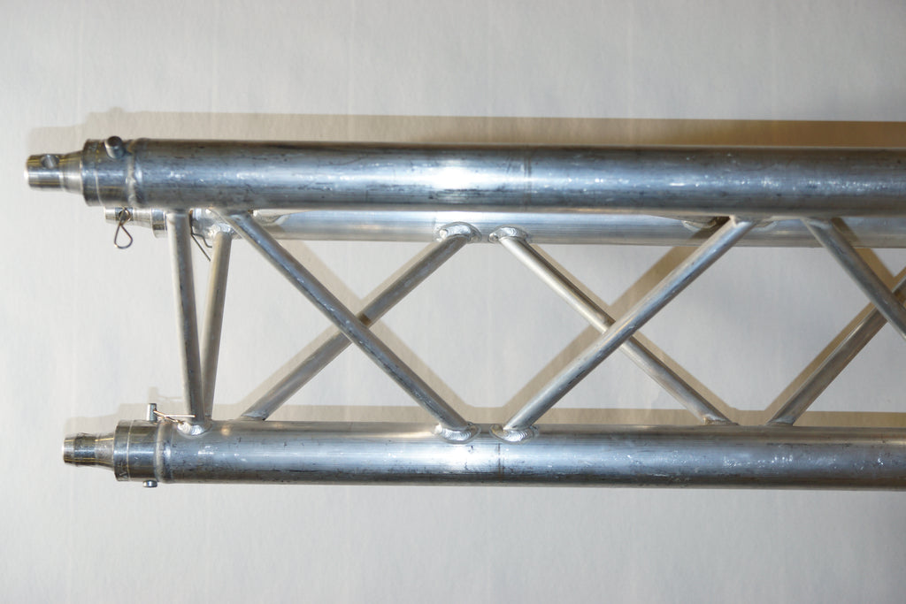 Lys rigg, trekant i aluminium